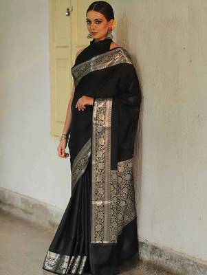 Black silk blend banarasi saree with unstitched blouse piece 4