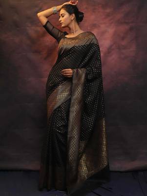 Black silk blend banarasi saree with unstitched blouse piece 4