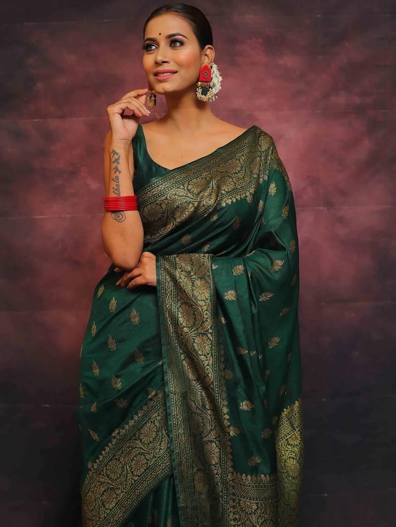 Green soft silk blend banarasi jacuard work designer party wear saree with unstitched blouse piece
