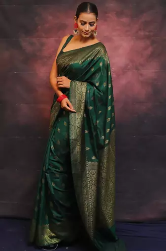 Green silk blend banarasi saree with unstitched blouse piece