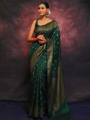 Green silk blend banarasi saree with unstitched blouse piece 4