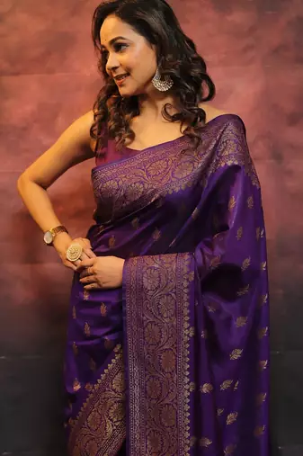 Purple silk blend banarasi saree with unstitched blouse piece
