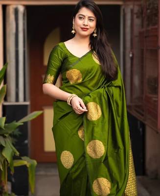 Mehendi silk blend banarasi saree with unstitched blouse piece 1