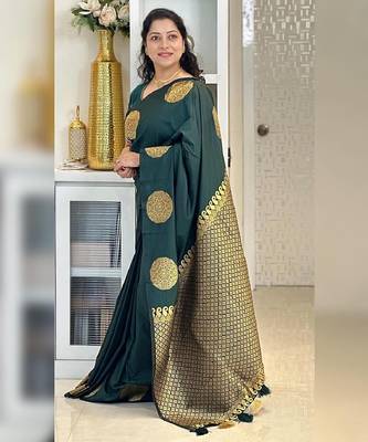 Green silk blend banarasi saree with unstitched blouse piece 4