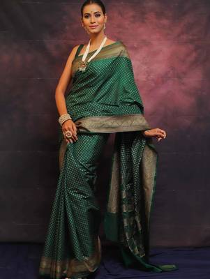 Green silk blend banarasi saree with unstitched blouse piece 2