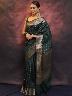 Green silk blend banarasi saree with unstitched blouse piece 4