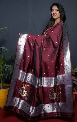 Maroon silk blend banarasi saree with unstitched blouse piece 3