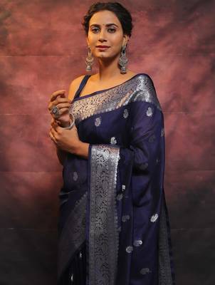 Neavy blue silk blend banarasi saree with unstitched blouse piece 3