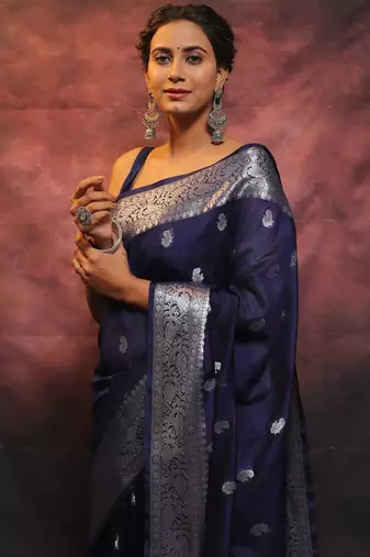 Neavy blue silk blend banarasi saree with unstitched blouse piece