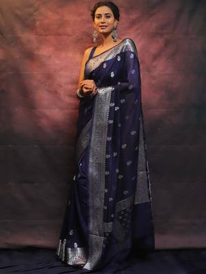 Neavy blue silk blend banarasi saree with unstitched blouse piece 5