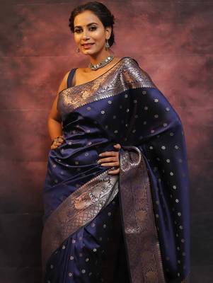 Neavy blue silk blend banarasi saree with unstitched blouse piece 1