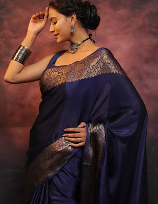 Neavy blue silk blend banarasi saree with unstitched blouse piece 4