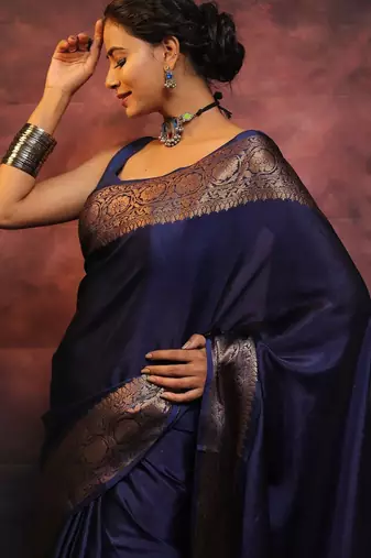 Neavy blue silk blend banarasi saree with unstitched blouse piece