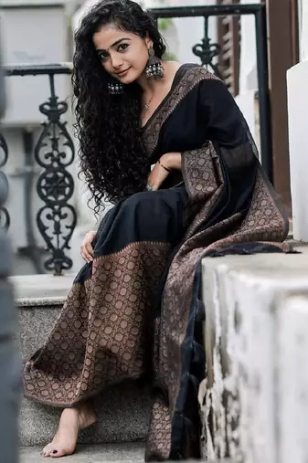 Black silk blend banarasi saree with unstitched blouse piece