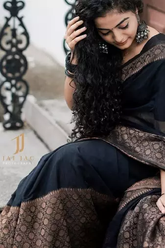 Black silk blend banarasi saree with unstitched blouse piece