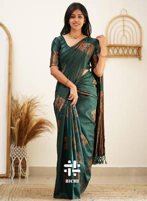 Green silk blend banarasi saree with unstitched blouse piece 5