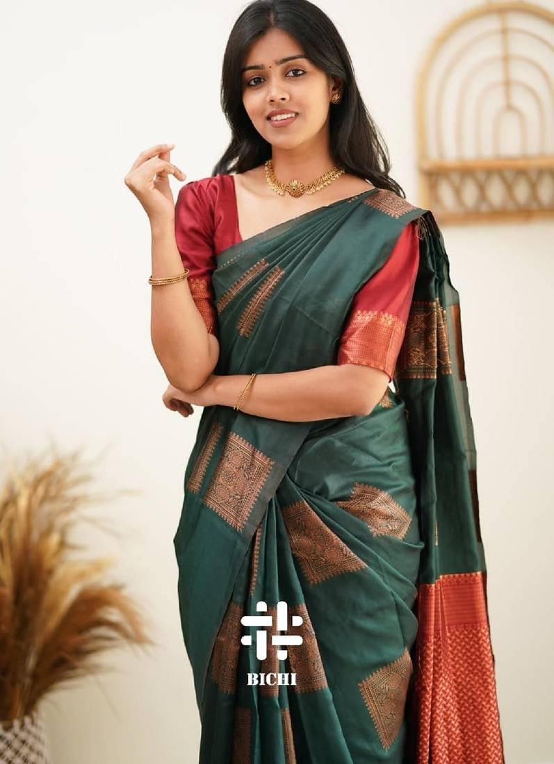 Green red soft silk blend banarasi jacuard work designer party wear saree with unstitched blouse piece