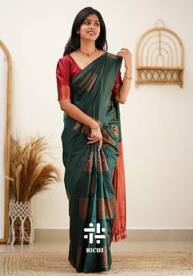 Green red silk blend banarasi saree with unstitched blouse piece 2