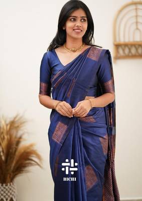 Blue silk blend banarasi saree with unstitched blouse piece 5