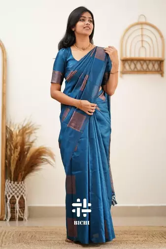 Morpch silk blend banarasi saree with unstitched blouse piece