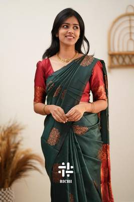 Green red silk blend banarasi saree with unstitched blouse piece 3