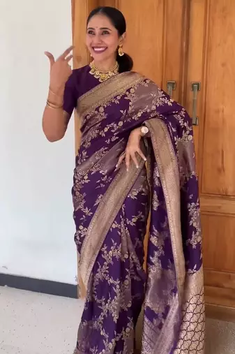 Wine silk blend banarasi saree with unstitched blouse piece