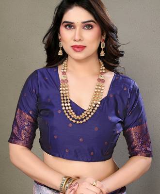 Grey neavy blue silk blend banarasi saree with unstitched blouse piece 5