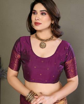  silk blend banarasi saree with unstitched blouse piece 5