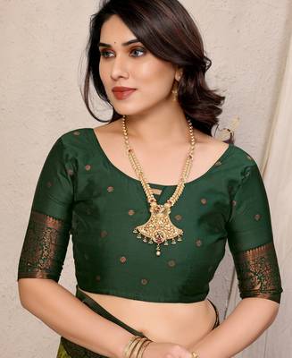 Lemon green silk blend banarasi saree with unstitched blouse piece 5