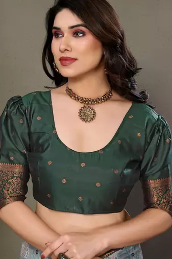 Green silk blend banarasi saree with unstitched blouse piece