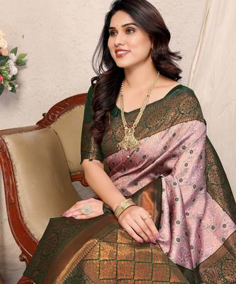 Light pink silk blend banarasi saree with unstitched blouse piece 3