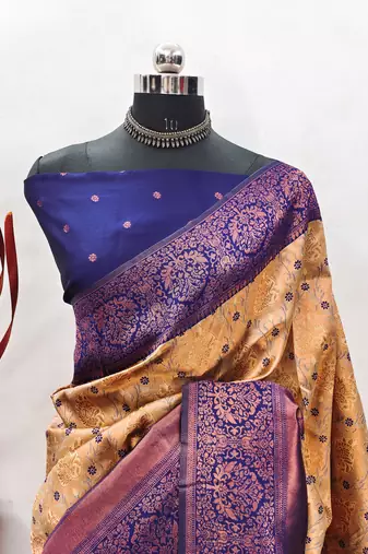 Crem neavy blue silk blend banarasi saree with unstitched blouse piece