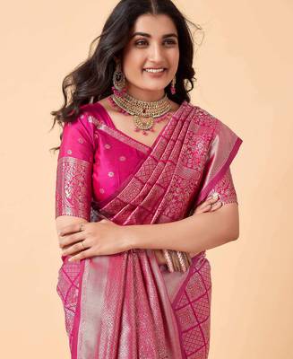 Pink silk blend banarasi saree with unstitched blouse piece 3