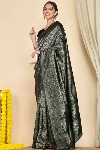 Green silk blend banarasi saree with unstitched blouse piece