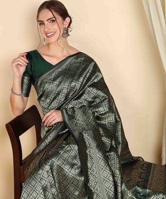 Green silk blend banarasi saree with unstitched blouse piece 4