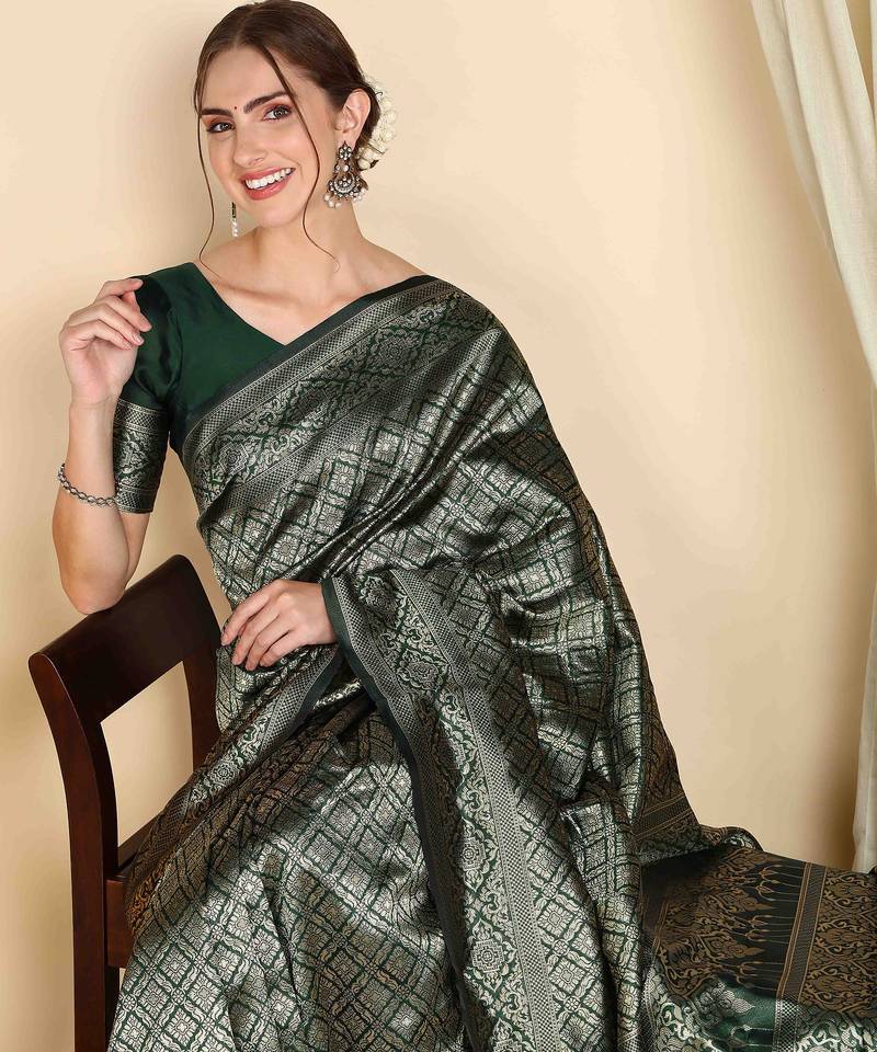 Green soft silk blend banarasi jacuard work designer party wear saree with unstitched blouse piece