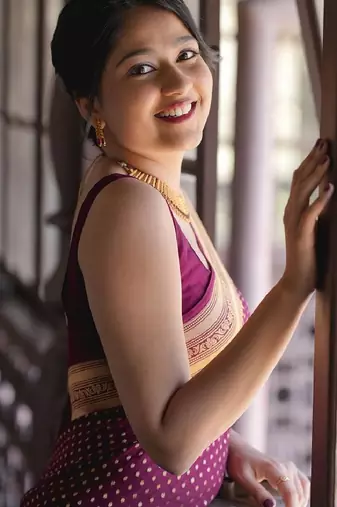 Purple silk blend banarasi saree with unstitched blouse piece