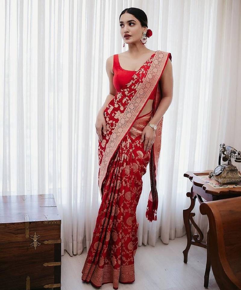Red soft silk blend banarasi jacuard work designer party wear saree with unstitched blouse piece