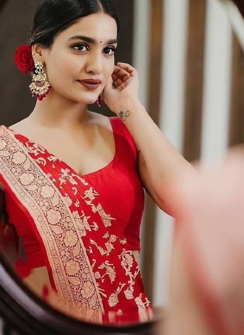 Red soft silk blend banarasi jacuard work designer party wear saree with unstitched blouse piece