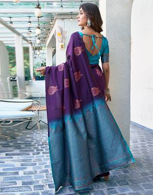 Purple silk blend banarasi saree with unstitched blouse piece 4