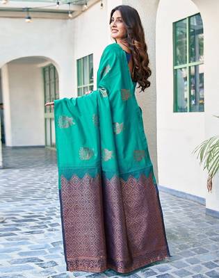 Teal green silk blend banarasi saree with unstitched blouse piece 3