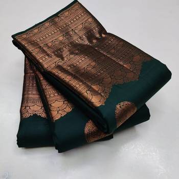 Green silk blend banarasi saree with unstitched blouse piece 3