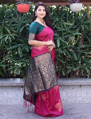 Pink green silk blend banarasi saree with unstitched blouse piece 3