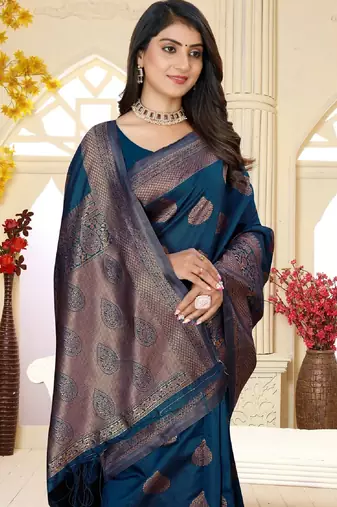 Morpich silk blend banarasi saree with unstitched blouse piece