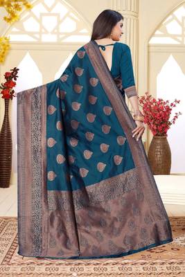 Morpich silk blend banarasi saree with unstitched blouse piece 5