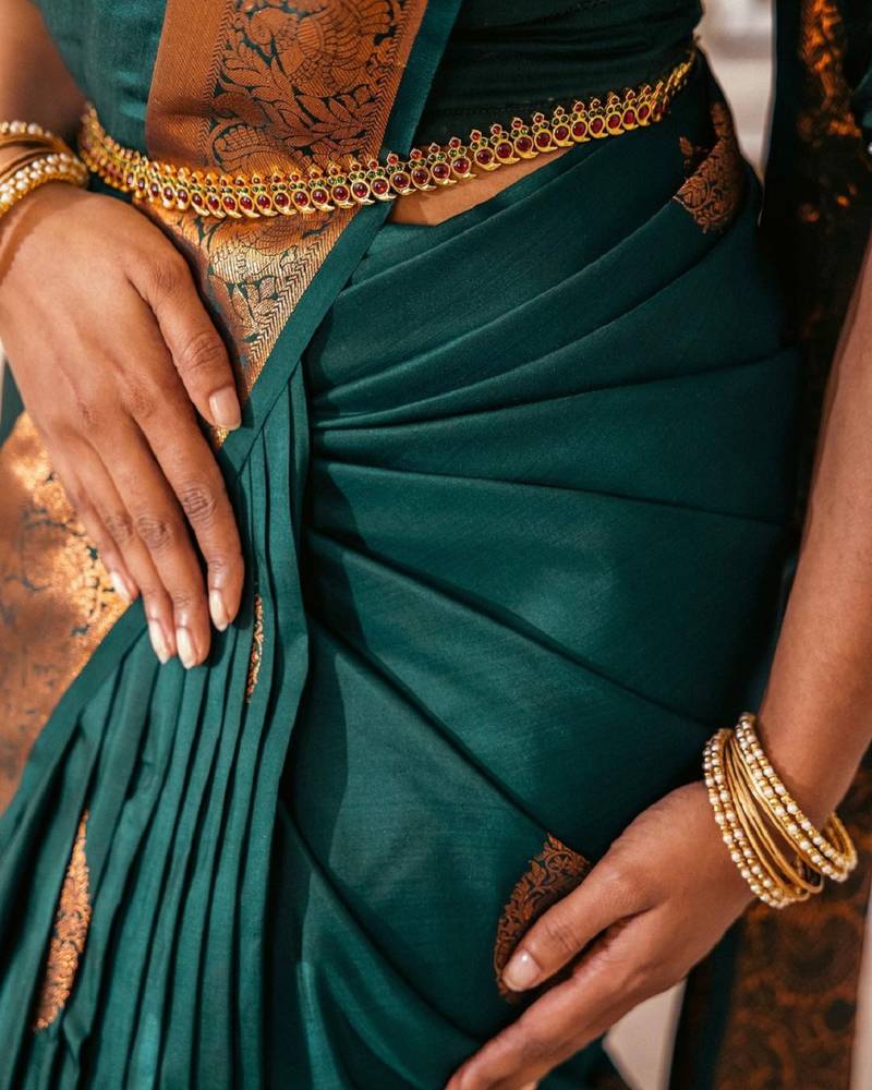 Green soft silk blend banarasi jacuard work designer party wear saree with unstitched blouse piece