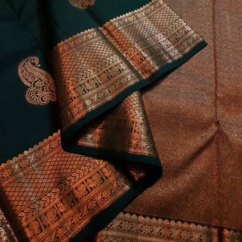 Green silk blend banarasi saree with unstitched blouse piece 2