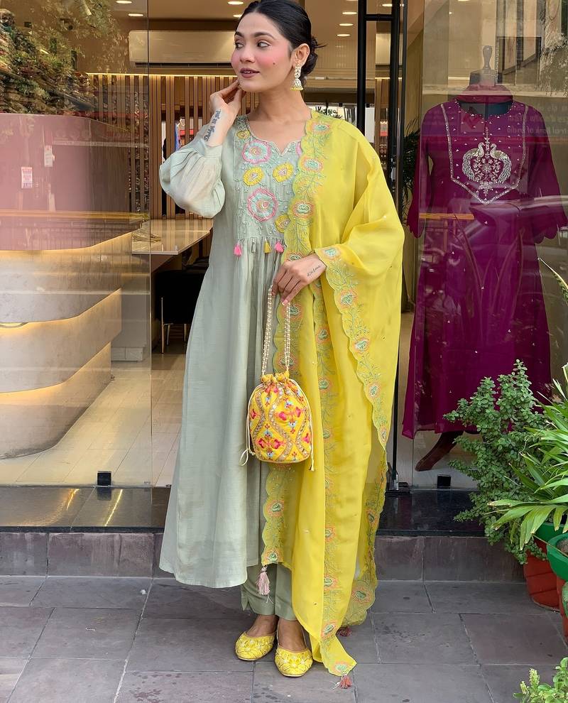 Women's parampara silk sequin embroidered olive green kurta pant set with organza dupatta