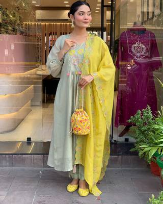 Women's parampara silk sequin embroidered olive green kurta pant set with organza dupatta 2