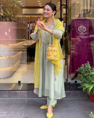 Women's parampara silk sequin embroidered olive green kurta pant set with organza dupatta 3